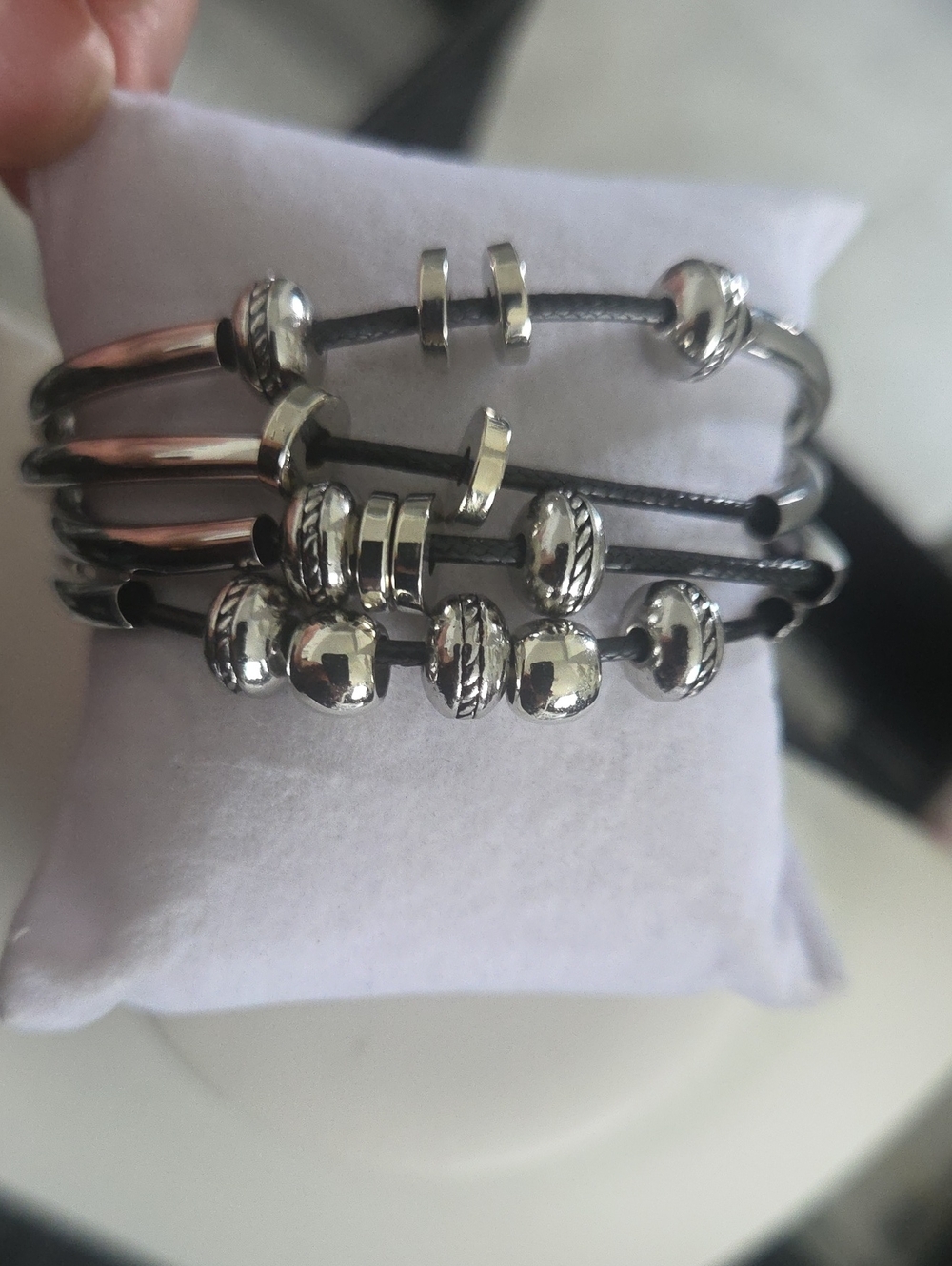 Paparazzi We Aim To Please Black Bracelet NWT